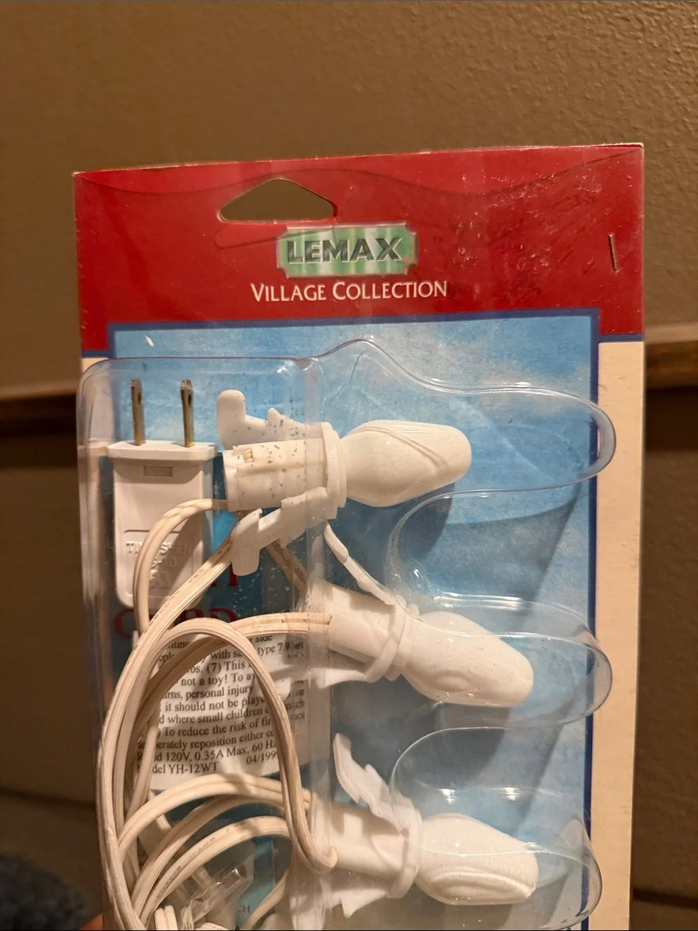 NWT Lemax Village Collection Six Light Cord White 192 Inch On Off Switch